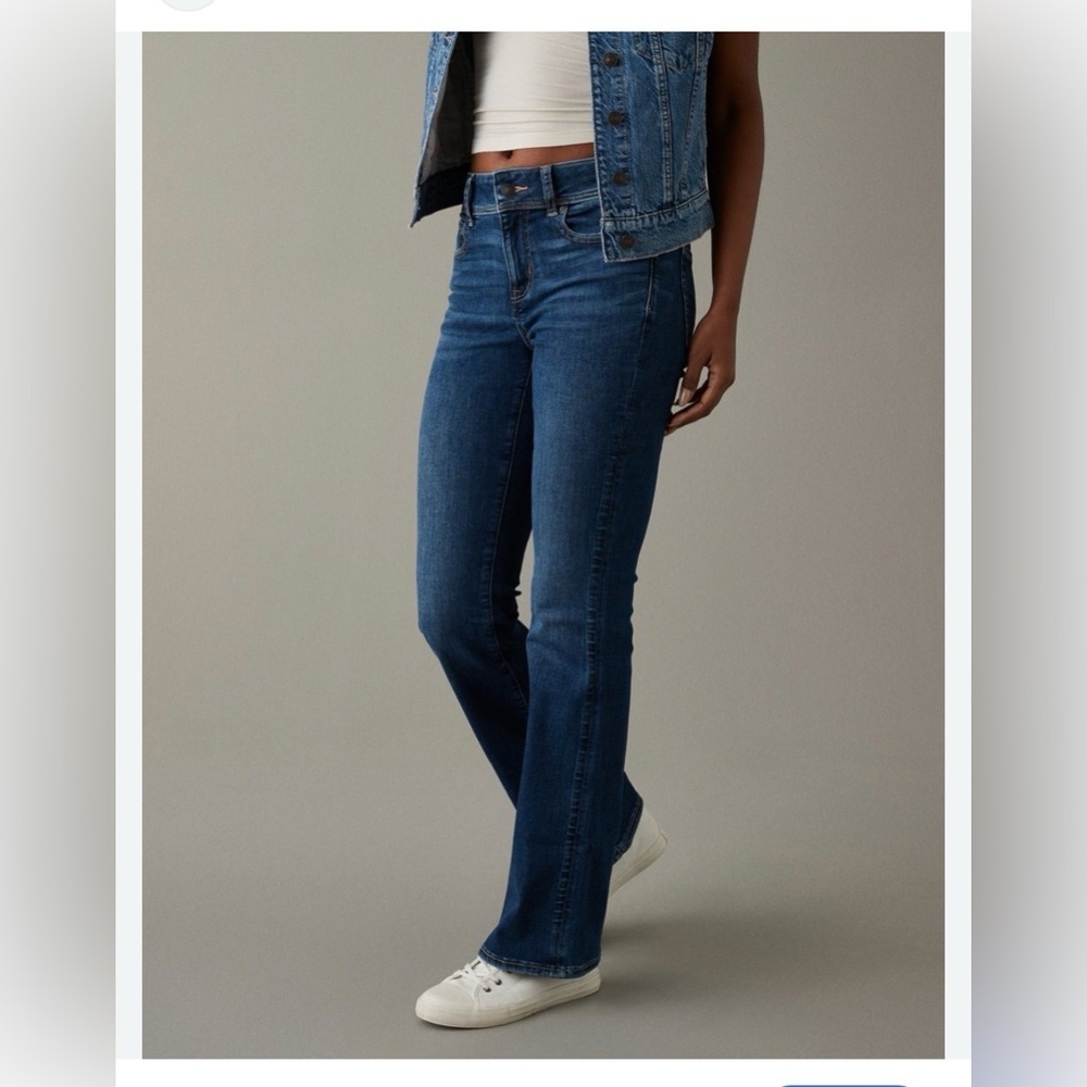American Eagle Outfitters Women's Dark Blue Bootcut Jeans 6 short